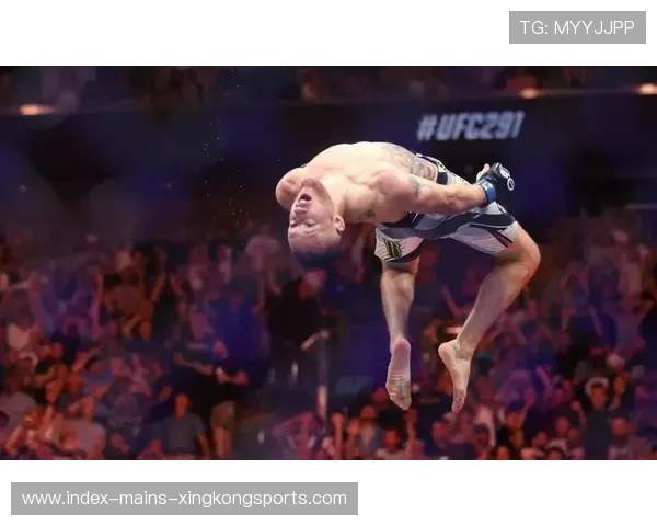 UFC 新秀赛前挑衅遭 KO!网友:太狂了 UFC 新秀赛前挑衅遭 KO!网友:太狂了