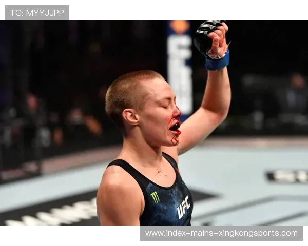 UFC重击断鼻,血腥画面背后的勇气与荣耀 UFC重击断鼻,血腥画面背后的勇气与荣耀