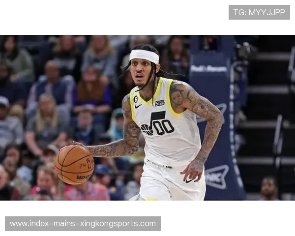 克拉克森靠个人技巧撕裂防线,盐湖后段稳住局势 克拉克森靠个人技巧撕裂防线,盐湖后段稳住局势