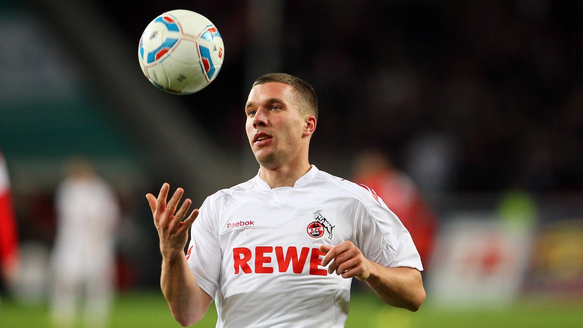 解析 2026 欧冠决赛主裁： 为什么中国裁判马宁未能入选最终决战哨位？
